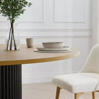 Table de salle à manger ronde en bois massif de 60" - Table de cuisine pour 6-8 personnes avec plateau et pieds cylindriques concaves pour salon/salle à manger/bureau - Naturel