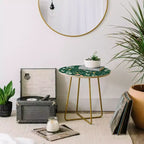 Table d'appoint motif fleurs de pré rondes - Deny Designs